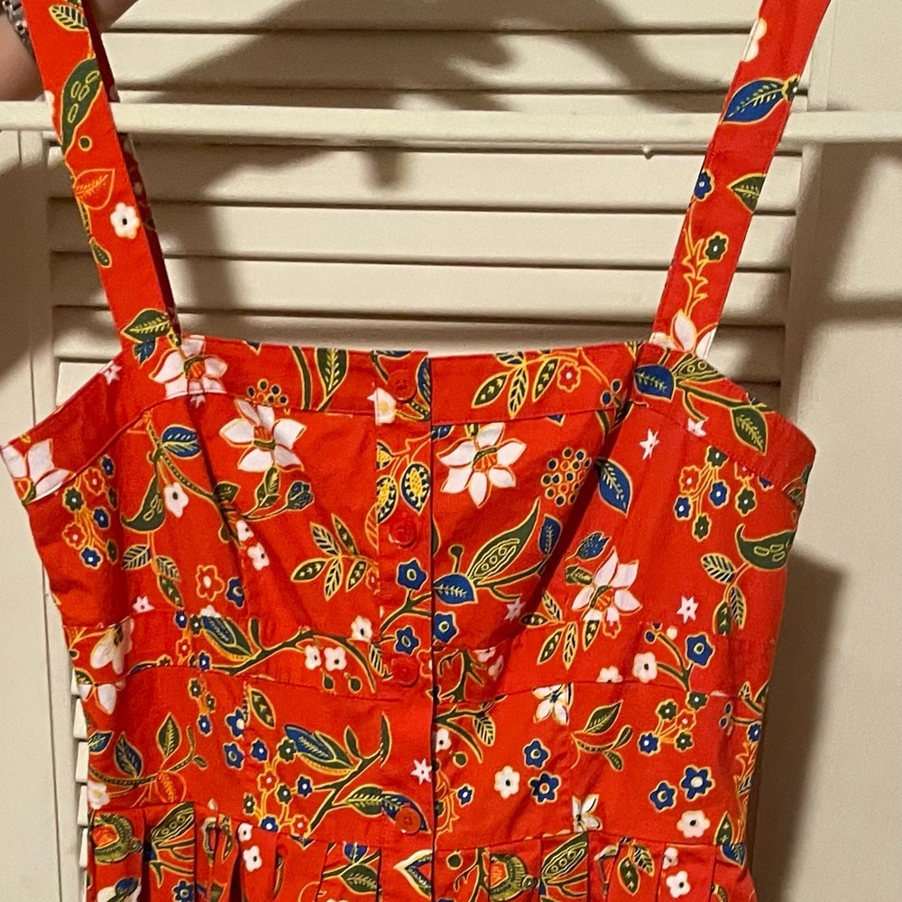Tory Burch floral pleated dress button